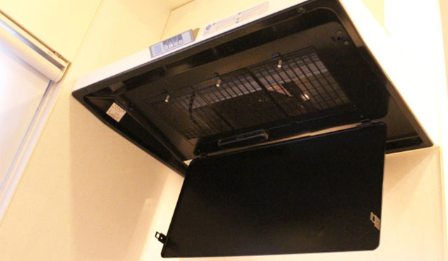 キッチンクリーニング：換気扇